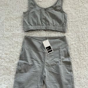 🆕 2 Piece Women Lounge Sets - Crop Top and Shorts Set Size Large Color Gray